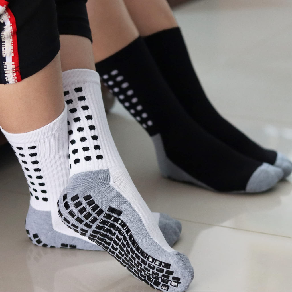 RATIVE ถุงเท้ากันลื่น ข้อยาว พื้นนุ่ม Cushioned พร้อมพื้นซิลิโคนกันลื่นออกแบบพิเศษ ถุงเท้ากีฬา ถุงเท้าวิ่ง ออกกำลังกาย สำหรับผู้ชายและผู้หญิง (3 คู่ / สีขาว)